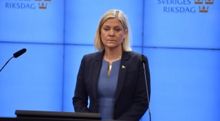 Новоизбраният шведски министър председател Магдалена Андершон подаде оставка само няколко часа