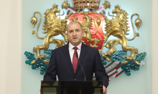 Радев: България очаква диалогът с РСМ да води до резултати