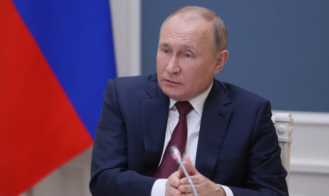Путин: НАТО е близо до натискане на спусъка, Русия е готова да отвърне
