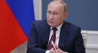 Руският президент Владимир Путин предупреди че Русия ще бъде принудена