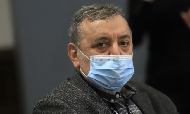 Кантарджиев: Над 300 проби са взети след смъртта на дете от менингит