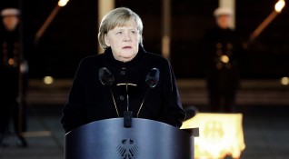 Изпълняващата длъжността канцлер на Германия Ангела Меркел призова за солидарност