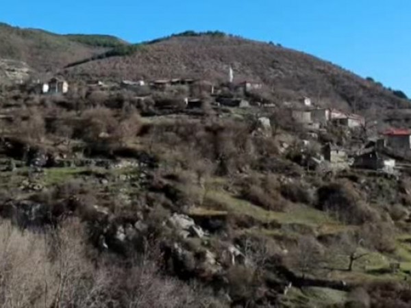 Живописното село Пъдарци остава без жители. Все повече къщи остават