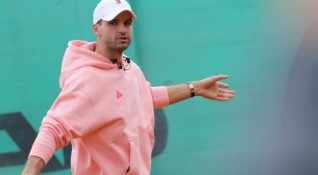 Григор Димитров знае как да зарадва фенките си Българският тенисист се