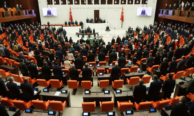 Депутати се сбиха в турския парламент 
