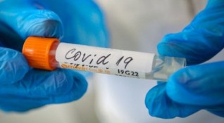 САЩ достигнаха днес числото от 800 000 починали с коронавирус