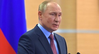Руският президент Владимир Путин e карал такси за да свързва