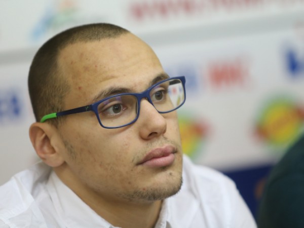 Антъни Иванов се класира за финала на 200 метра бътерфлай