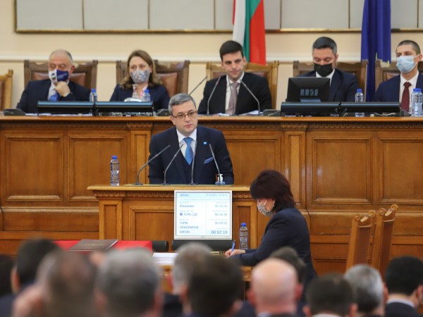 Остър спор предизвика в парламента предложението за уточняване на параметрите