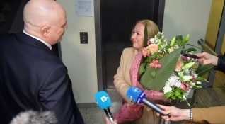 Нов сигнал е подаден срещу главния прокурор Иван Гешев съобщи