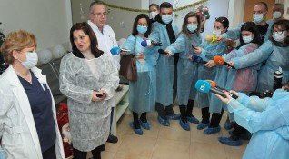 Снимка Димитър Кьосемарлиев Dnes bg18 хиляди ваксини за деца срещу коронавирус