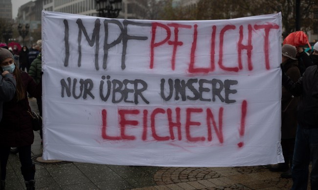 5000 протестираха срещу COVID мерките в Мюнхен