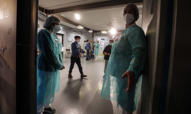 В Италия дадоха на прокурор 135 медици, не са ваксинирани