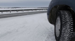 Усложнената зимна пътна обстановка в части от Германия доведе до