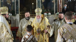 Негово светейшество българският патриарх Неофит благослови българите за големия християнски