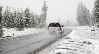 Възлите и агрегатите на превозните средства през зимата изпитват повишен