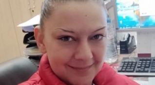 35 годишната Стела Лазарова има нужда от помощ Тя е диагностицирана