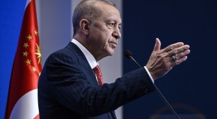 Президентът на Турция Реджеп Тайип Ердоган призова турските граждани са