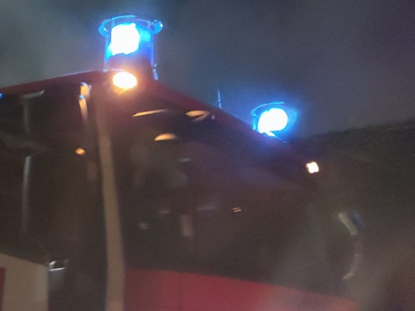 Петима души пострадаха при пожар в сливенското село Крушаре, съобщават