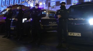 Испанската полиция задържа 70 души включително американски туристи и испански