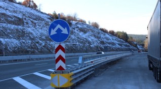 Поставена е нова сигнализация на 31 ви км на автомагистрала Струма