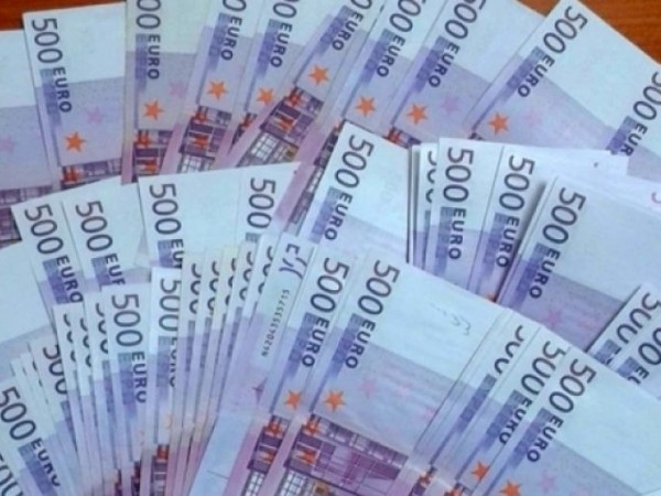 Митничари откриха 190 000 недекларирани евро при проверка на ГКПП