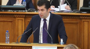 Премиерът Кирил Петков увери че позицията на България към преговорния