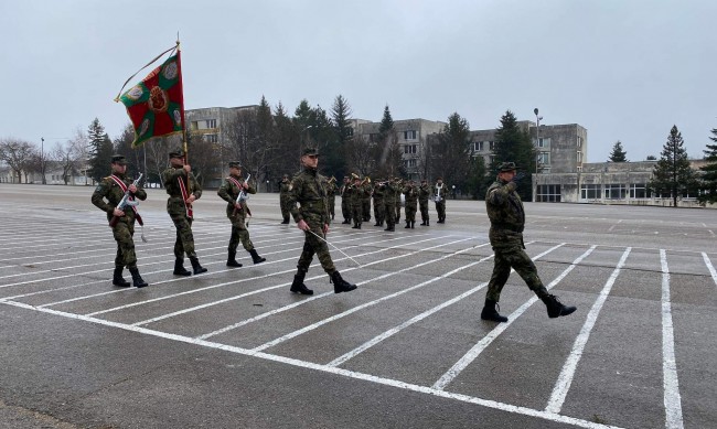94 мъже и жени стартираха в доброволния резерв на армията