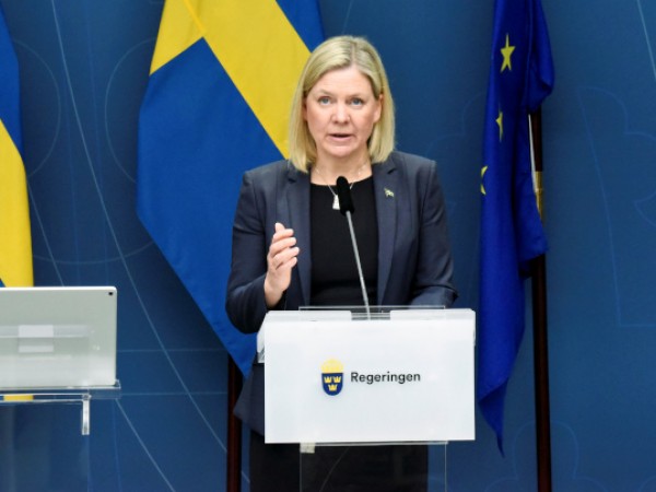 Шведското правителство ще наложи нови ограничения поради разпространението на коронавируса.