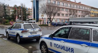 Проверката на Икономическа полиция в Община Поморие продължи три часа