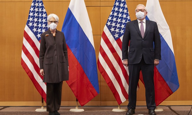 Преговорите между Русия и САЩ продължиха над 7,5 часа