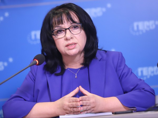 Депутатът от ГЕРБ и бивш енергиен министър Теменужка Петкова е