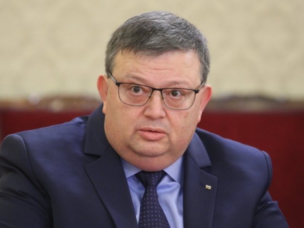 Шефът на Антикорупционната комисия Сотир Цацаров е категоричен, че е