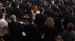 Парламентът прие на първо четене промени в Закона за акцизите