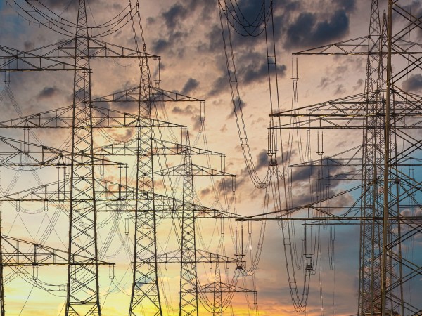 Средната цена на тока за събота на европейските енергийни борси