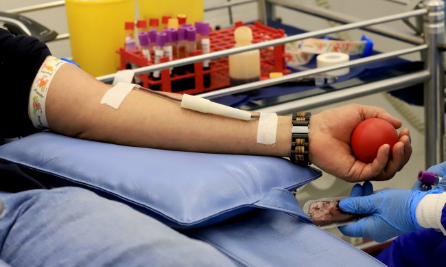 Болница "Пирогов" има спешна нужда от кръв А+ 