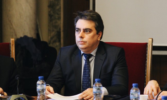 Асен Василев: Бюджетът, който внасяме, за първи път стъпва на реални отчетни данни