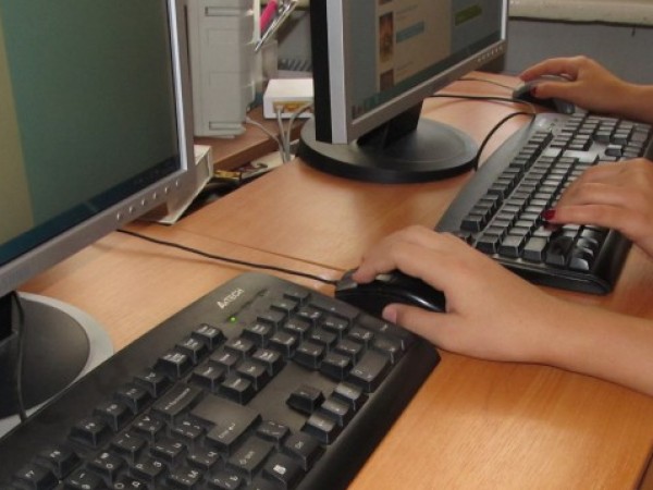 Голяма част от учениците в София преминават към онлайн обучение