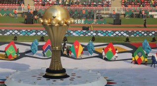 Президентът на африканския футбол Патрис Мотсепе заяви че необяснимото решение