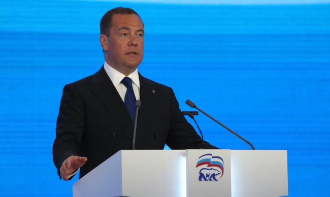 Медведев: Война между Русия и НАТО ще е катастрофа