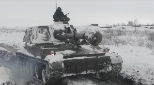 Русия e струпала около 100 000 войници както и оборудване
