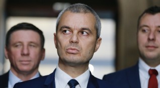Лидерът на Възраждане Костадин Костадинов заяви че е получил обещание