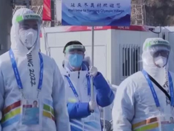 Под знака на COVID-19 стартираха Зимните олимпийски игри в Пекин.