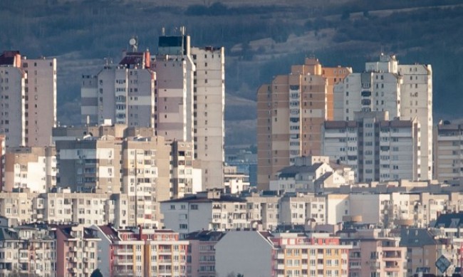 Общински блок в Бургас само за висшисти и млади семейства 