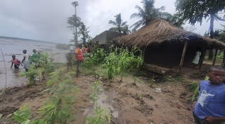 Циклонът Бацирай погуби най малко 6 жители на африканската островна държава