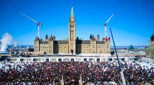Протестиращите в канадската столица Отава контролират ситуацията в града и