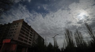 В Чернобилската забранена зона в Украйна е хладен петък и