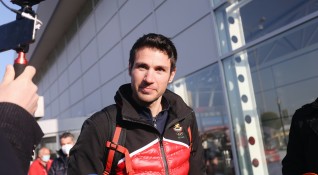 Най добрият ни сноубордист Радослав Янков обяви че ще остане