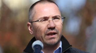 Евродепутатът и лидер на ВМРО Ангел Джамбазки бе обвинен че