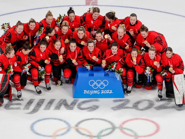 Хокеистките на Канада спечелиха олимпийската титла на зимните олимпийски игри